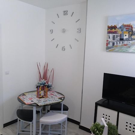 Apartamento Cigueena 1 サラゴサ エクステリア 写真