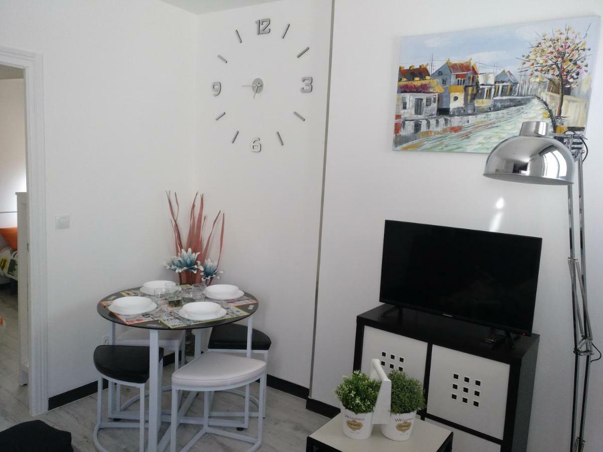 Apartamento Cigueena 1 サラゴサ エクステリア 写真